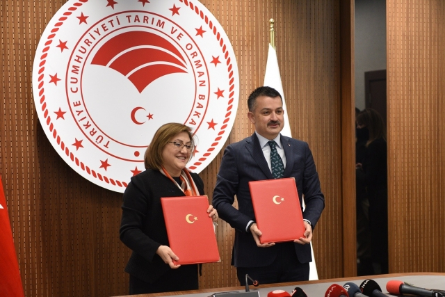 Gazinatep Büyükşehir’in aşı desteğini uzmanlar olumlu karşıladı