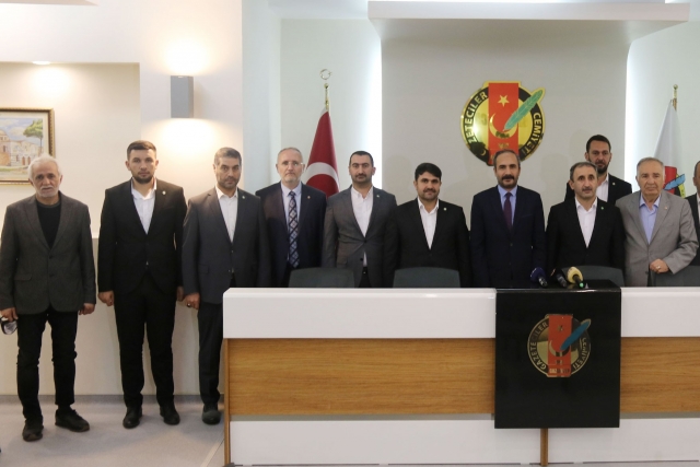 "Basını çözümün bir parçası olarak görüyoruz"