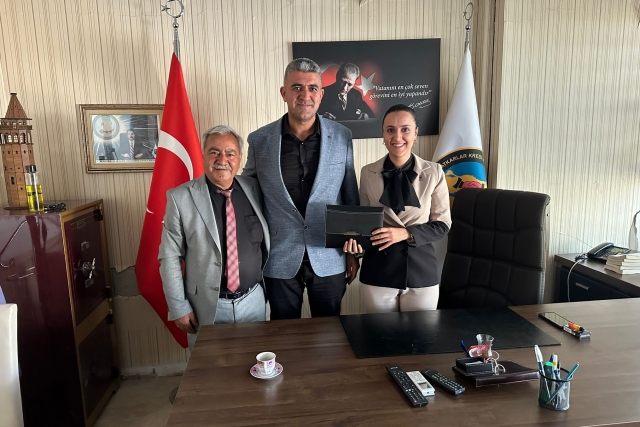 Zafer partililer, Nurdağında gönülleri feth ettiler