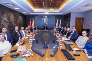 Akcan: Tekstilde Toparlanma Başladı
