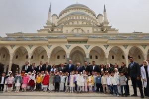 TBMM Başkanı Kurtulmuş’tan Şahinbey Millet Camii’ne Ziyaret